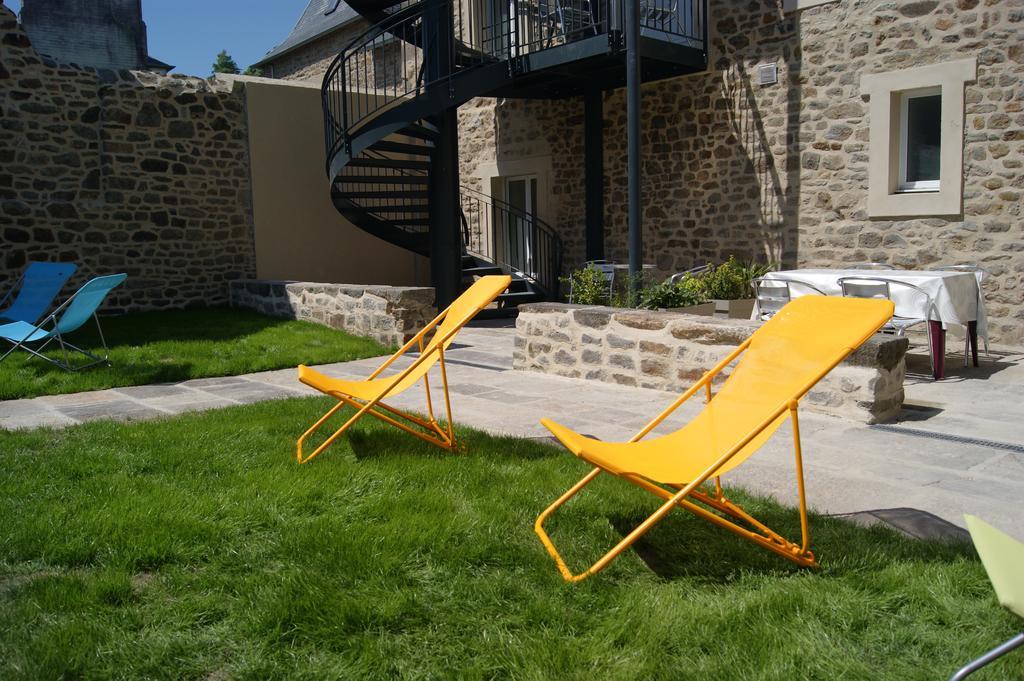 Au Fil De L'Eau - Le Bord De Rance Apartment Dinan Ngoại thất bức ảnh
