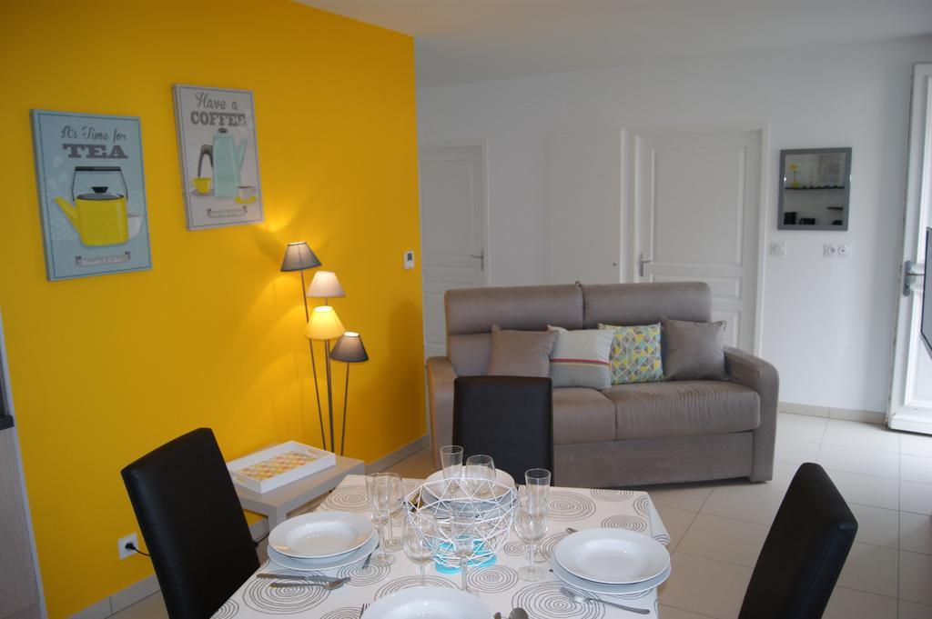 Au Fil De L'Eau - Le Bord De Rance Apartment Dinan Phòng bức ảnh